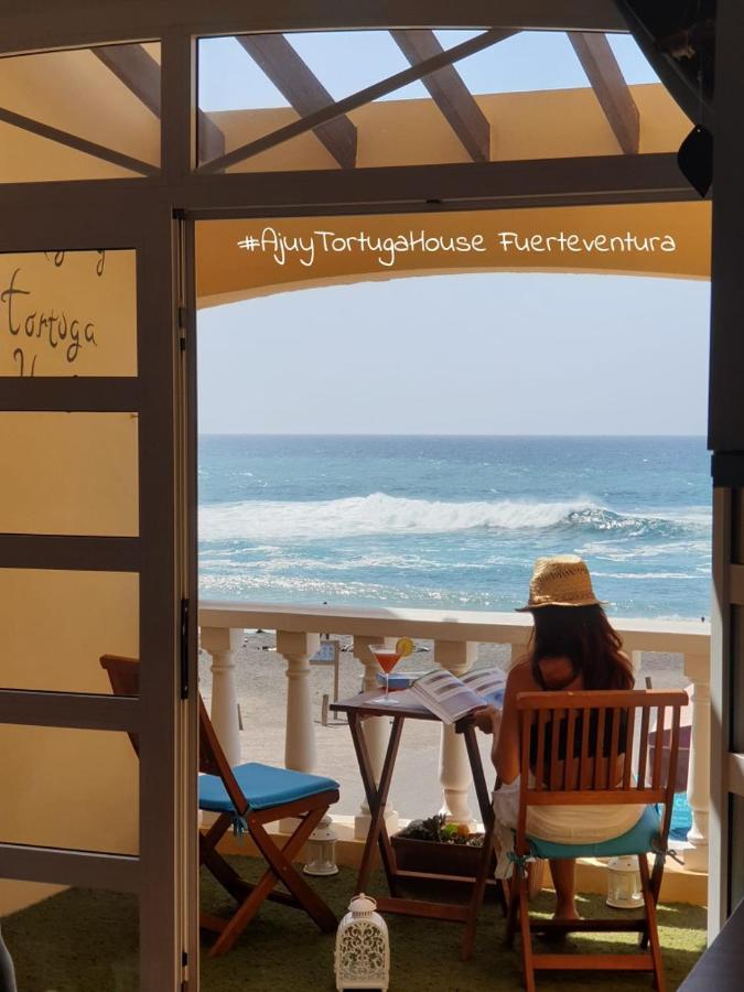 Ajuy Tortuga House Apartment Exterior photo