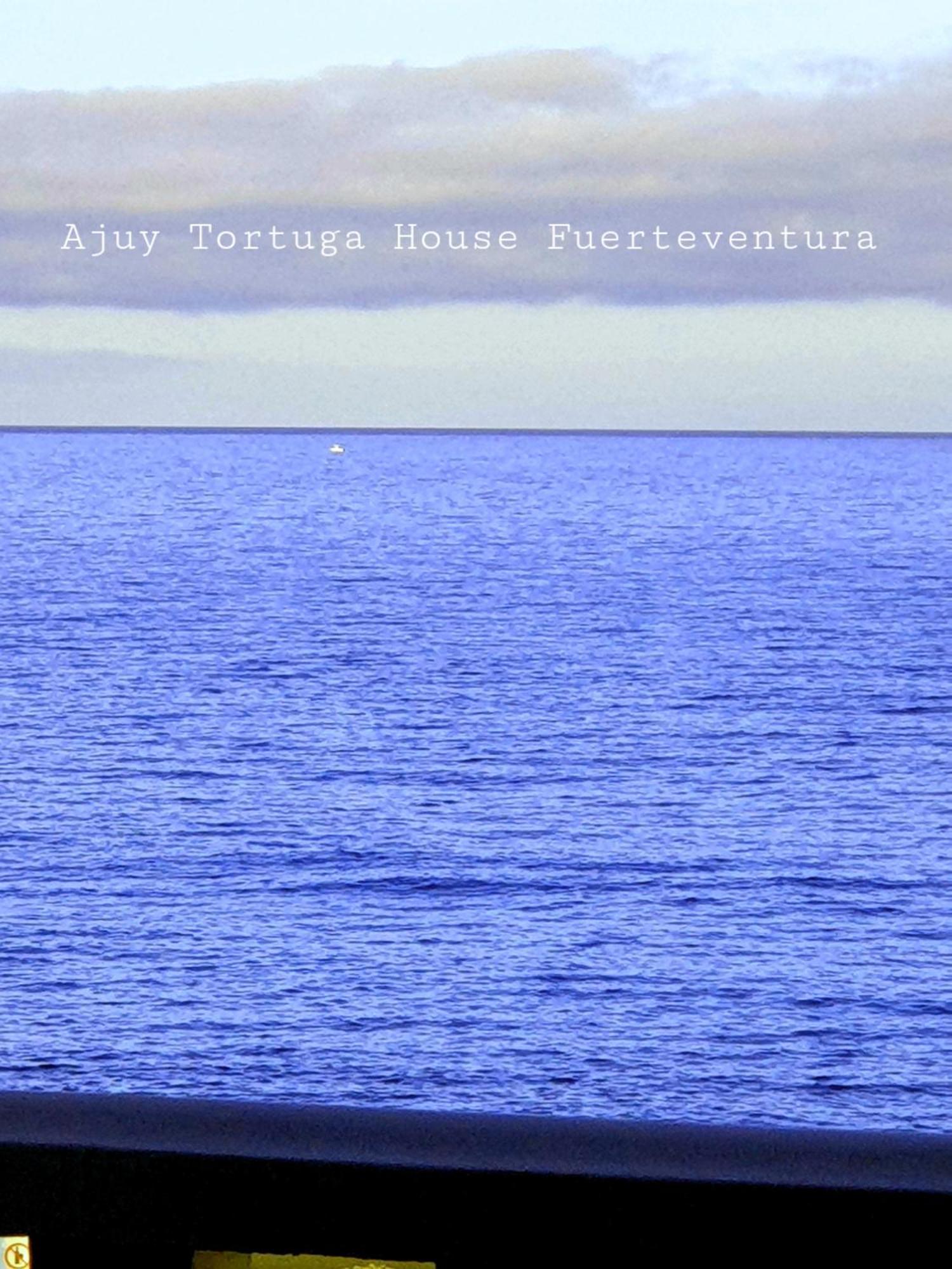 Ajuy Tortuga House Apartment Exterior photo